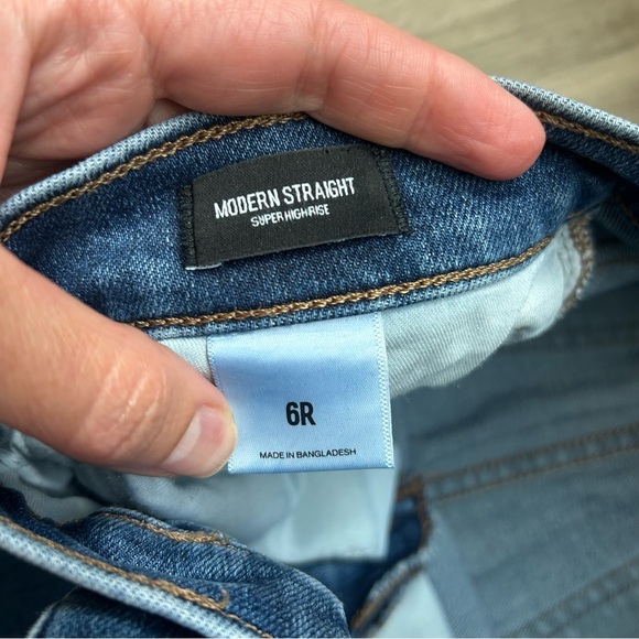 Express Modern Straight High Rise - Picture 3 of 3